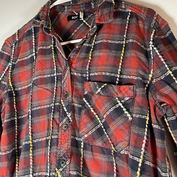 BDG Plaid Flannel & Yarn Textured Button-Up Shirt Red Soft Size Small Petite SP - Picture 3 of 9